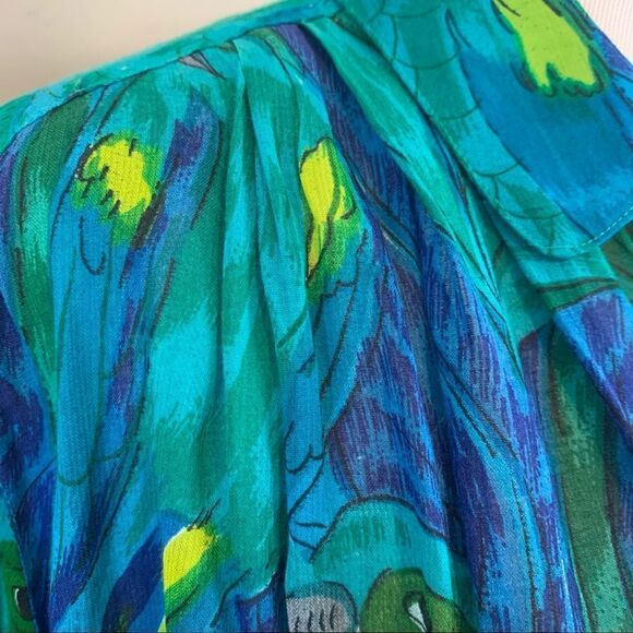 Vintage painterly fish print button down - Picture 4 of 7